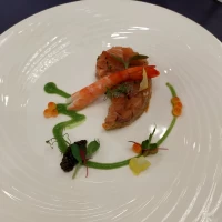 試食