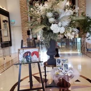 こちらのウェルカムスペースも広くて飾りやすい