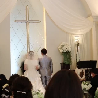 外国人牧師がいてとても雰囲気がでる