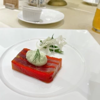 上のムースがとても美味しかったです。