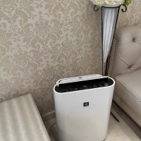 待合室に空気清浄機