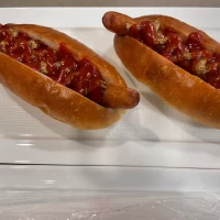 ファーストバイト時は小さいホットドッグを食べました。