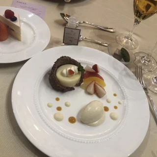 見た目も可愛くて、美味しいデザートに感動しました。