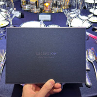 ゲストテーブル