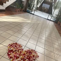 チャペルへと続くロビー
