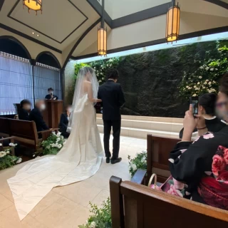 この挙式会場の見た目に惹かれて決めました。