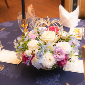 テーブル装花やネームタグもかわいいと好評でした！|592731さんのコルティーレ茅ヶ崎の写真(1409842)