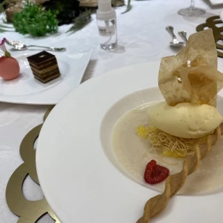 試食