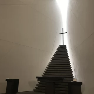 自然光のみでも充分な明るさ