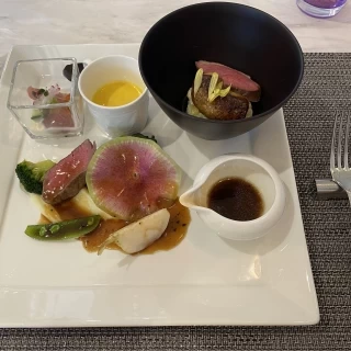 試食会の料理です。どれも美味しくて感動しました。