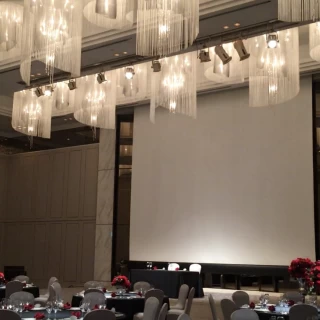 シャンデリアが綺麗でした