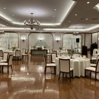披露宴会場(中規模1)