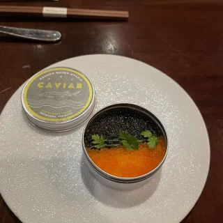 アミューズのキャビア缶