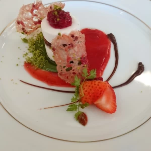 成約後の試食会にて|593859さんのフレンチレストラン千秋亭の写真(1271425)