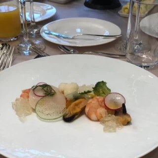 魚貝と野菜のジュレ サラダ添え 柑橘の香り