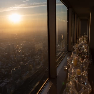 窓際の飾り・夕陽