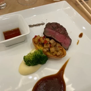 お肉料理