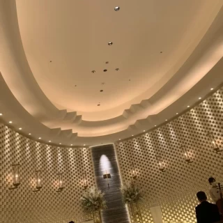 天井の高いチャペル