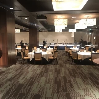 広々しています