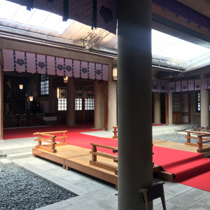 東郷神社の中です。明るいです。|594273さんの東郷神社・ルアール東郷／ラ・グランド・メゾン HiroyukiSAKAIの写真(1293416)