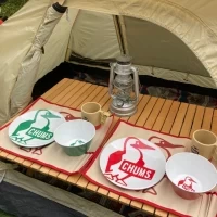ガーデンでアウトドアグッズを並べられる