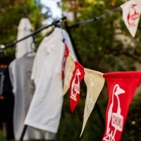 ガーデンでアウトドアグッズを並べられる