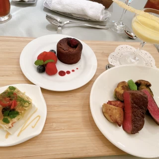 試食会