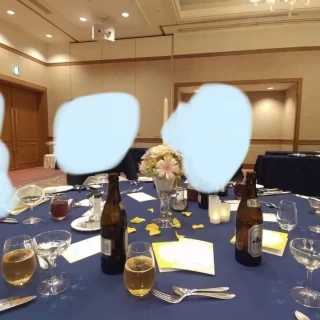会場