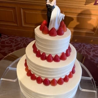 ウェディングケーキ