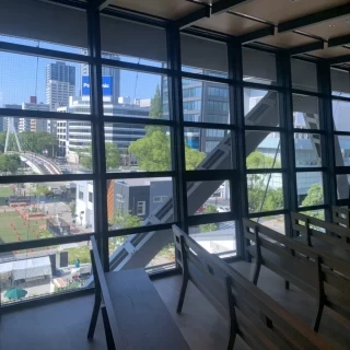 挙式会場の窓外景色