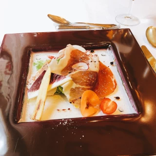 今まで食べた生ハムのなかで一番美味しかったです。