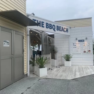BBQができ、夕日見える開放的な披露宴会場でした。