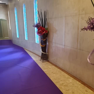 チャペルへ続く廊下。異国感が漂ってました。