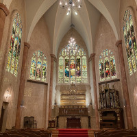大聖堂の正面ステンドグラス