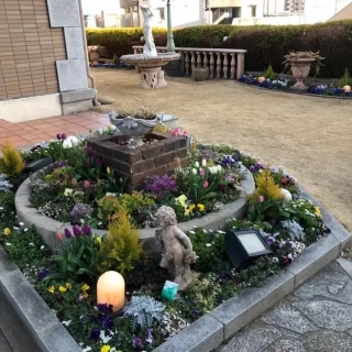 チャペル付近の花壇