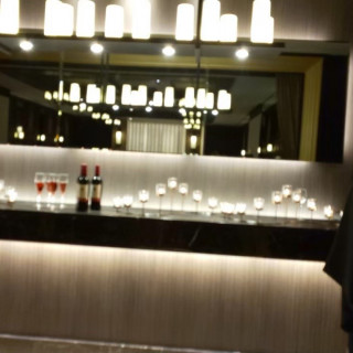 ルナホールのバーカウンターに魅かれた