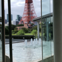 チャペル前には東京タワーが見えました。