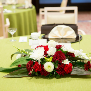 ゲストテーブル装花|596274さんの大國魂神社 結婚式場の写真(1424613)
