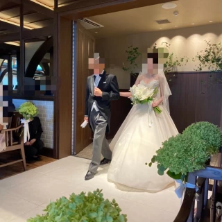 ベンチのアナベルが美しい