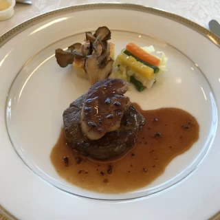 メインディッシュ