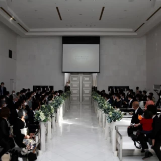 入場前