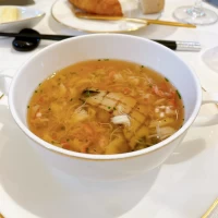 アワビとズワイガニのスープ