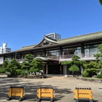 住吉大社吉祥殿。かなり大きな建物