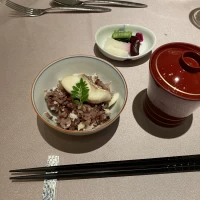 赤飯(八芳園で有名らしい)