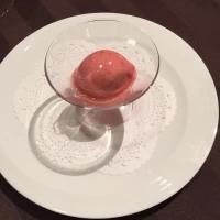 パフォーマンスで作っていたお口直しのシャーベットです