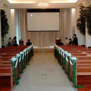 挙式前にムービーを流しました