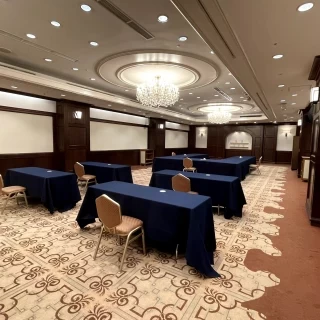 披露宴会場(この時は会議仕様でした)