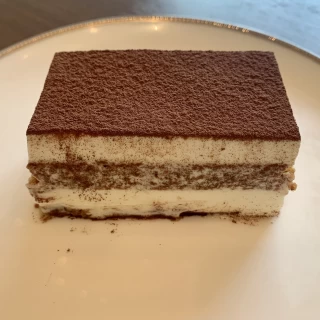 ウイスキーがほんのりきいていておいしかったです。