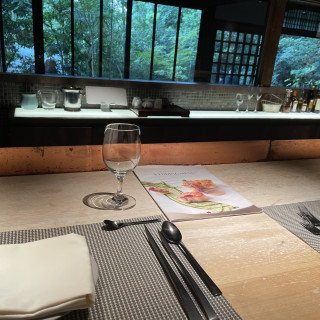 こちらで試食させていただきました