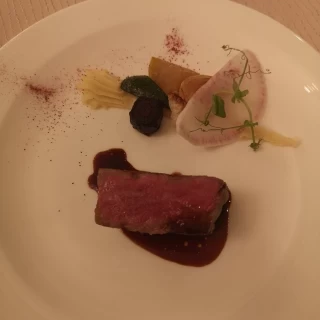 肉メイン